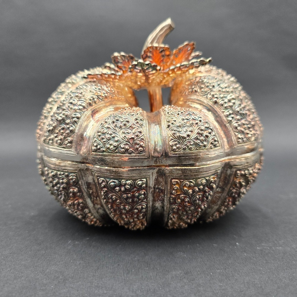 Vintage Burmese Silver Plated Gourd Pumpkin Trinket Box Repousse